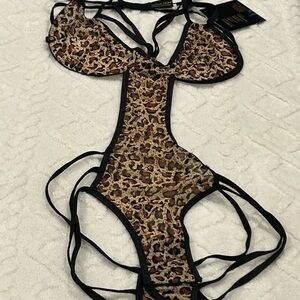 Fredericks of Hollywood Lingerie Teddie NWT